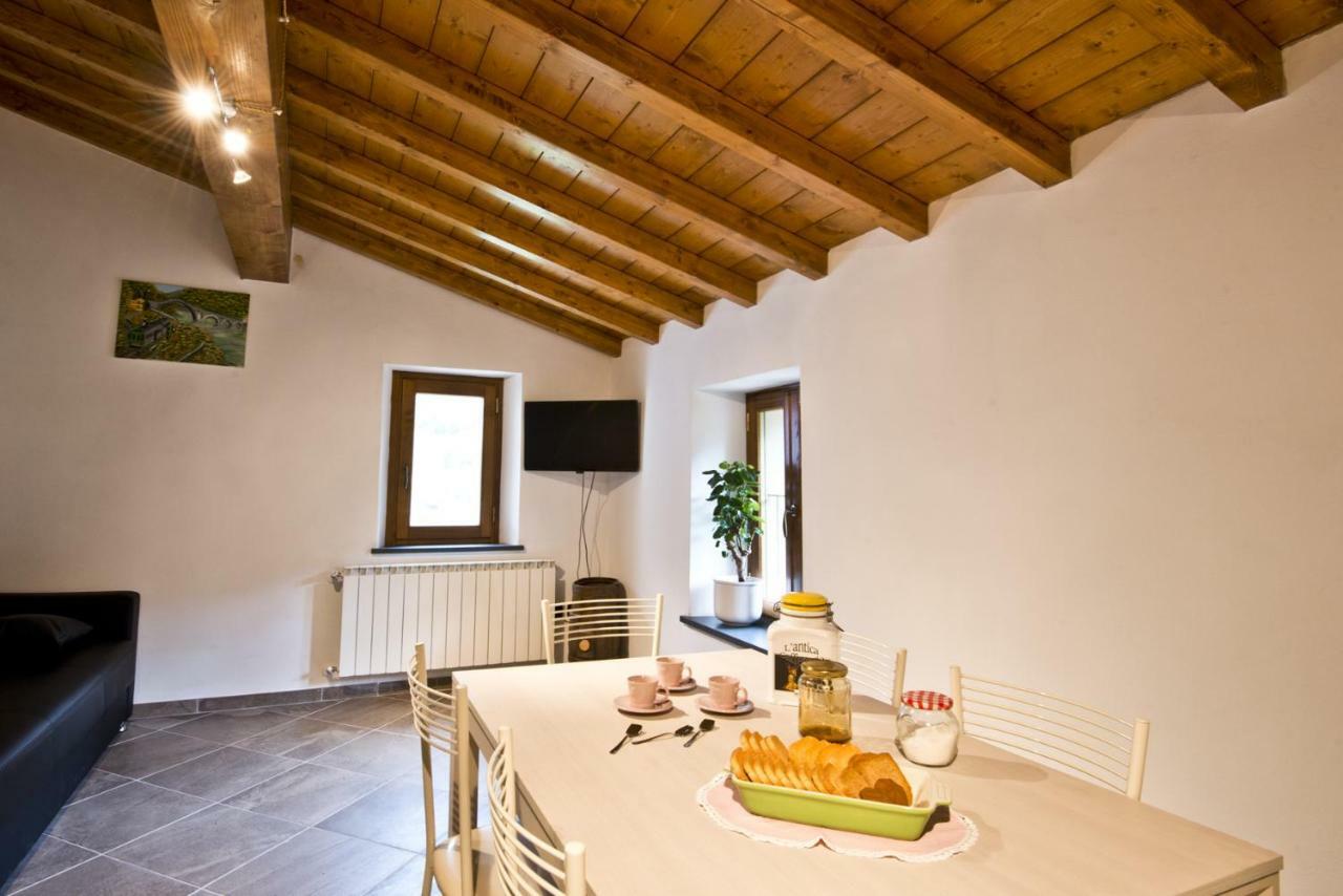 보르고 아 모짜노 Le Casine Del Borgo B&B 외부 사진